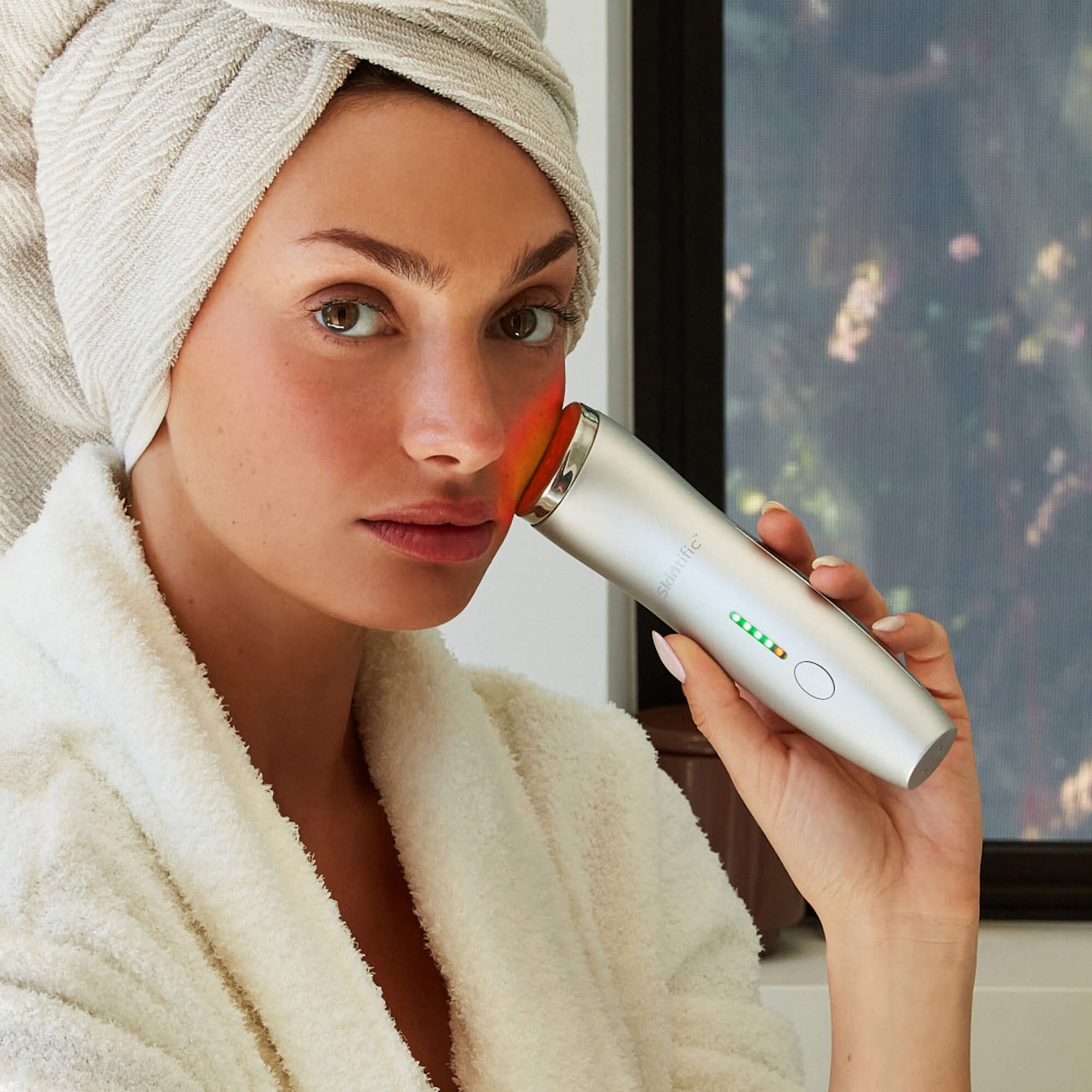 Skintific Beauty Red Light Therapy LED Wand